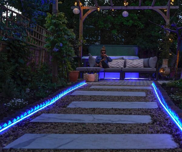 outdoor strip light