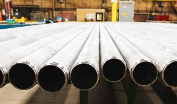 STAINLESS STEEL SEAMLESS AND ERW PIPES